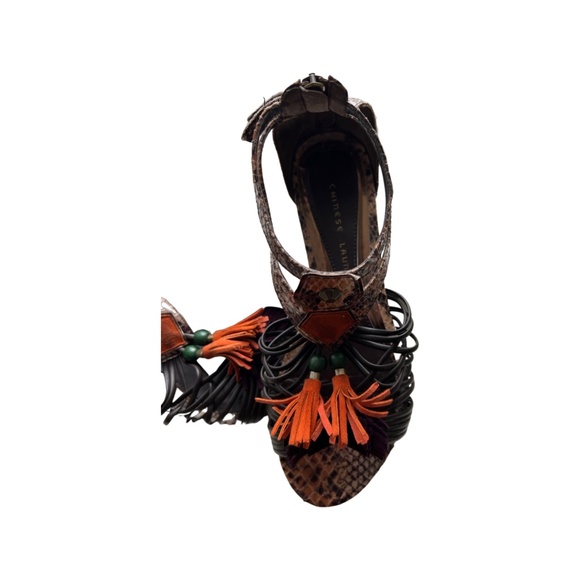 Chinese Laundry sandals with tassels and embellishments - Picture 2 of 4